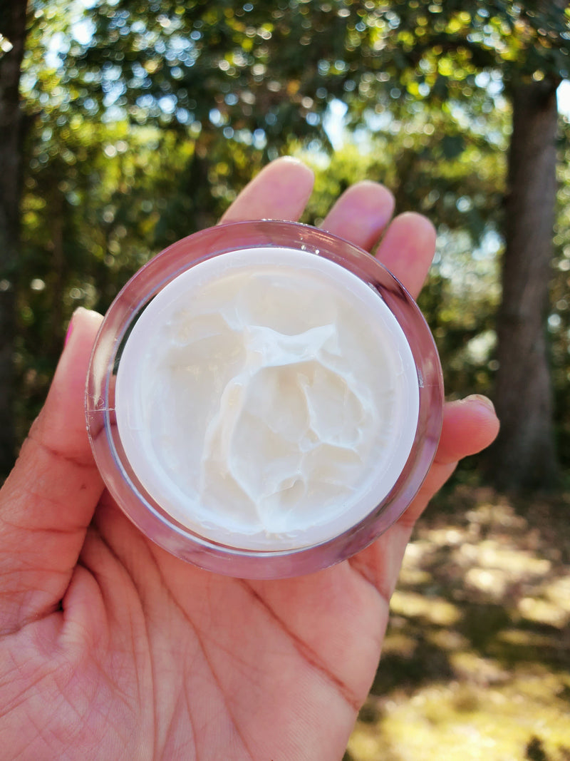 CREME DE VISAGE GLUTHA-ECLAIRCISSANTE DE LA GAMME BELLE'S SKIN